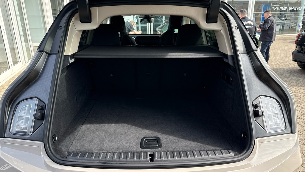 BMW iX 300Kw Xdrive45 M Sport 101Kwh Blue #13