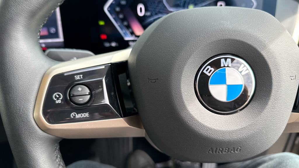 BMW iX 300Kw Xdrive45 M Sport 101Kwh Blue #17