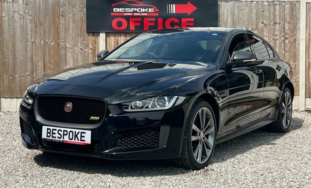 Jaguar XE 2.0I 300 Sport Saloon Awd Euro 6 Black #5