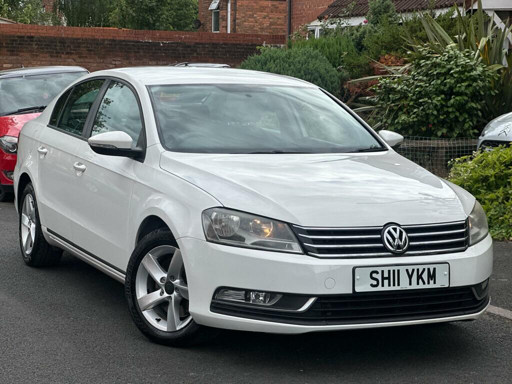 Volkswagen Passat S White