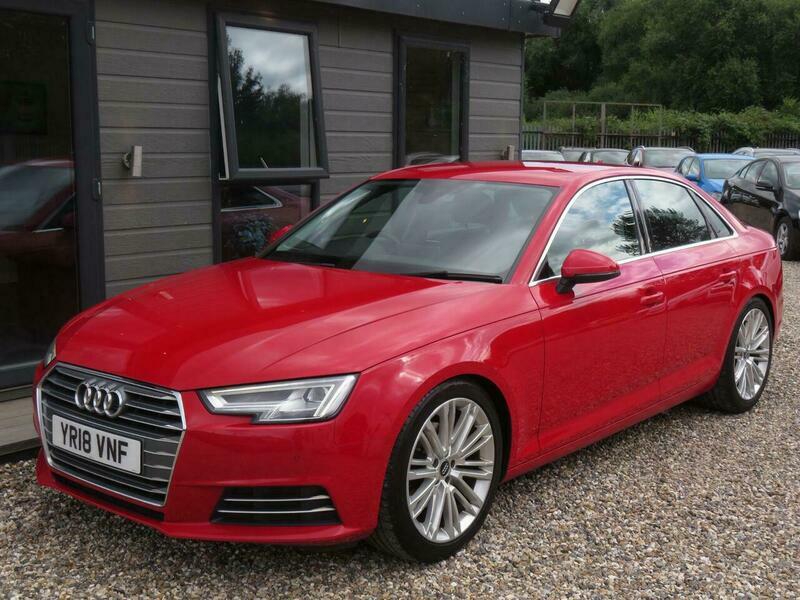 Audi A4 2.0 Tdi Ultra Se YR18VNF Red