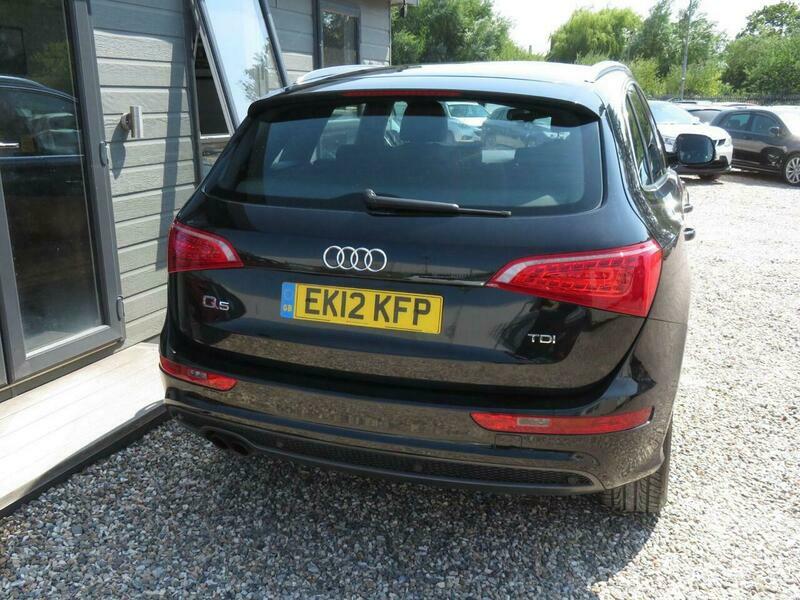Audi Q5 2.0 Tdi S Line EK12KFP Black #4