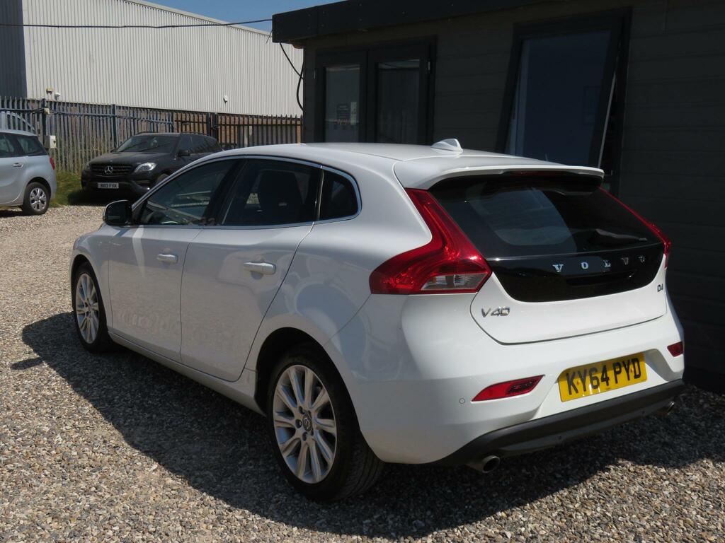 Volvo V40 Se Lux Nav White #4