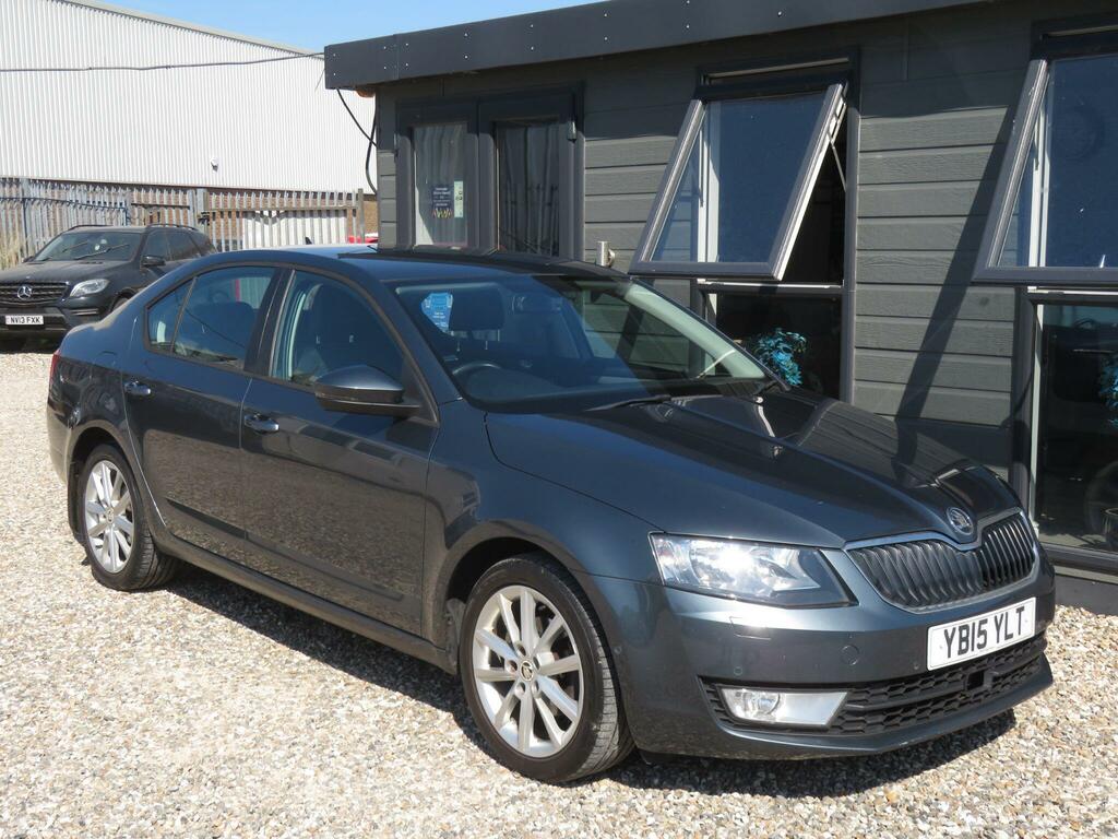 Skoda Octavia 1.6 Tdi Se Business Dsg Euro 5 Ss White #3