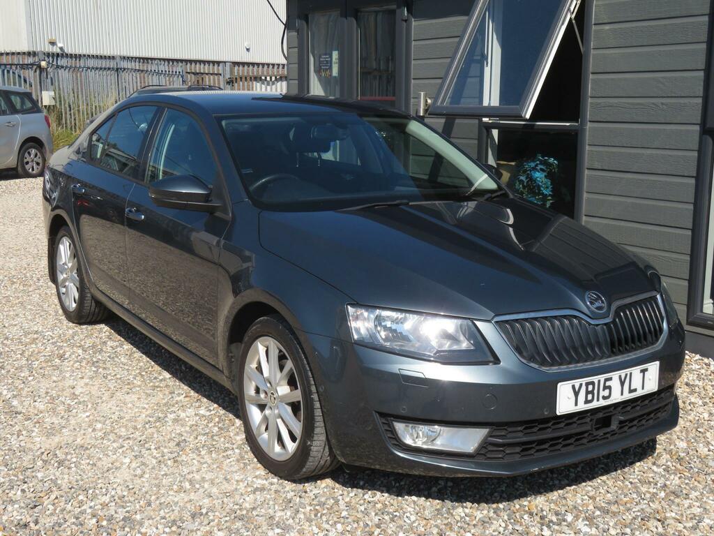 Skoda Octavia 1.6 Tdi Se Business Dsg Euro 5 Ss White #25