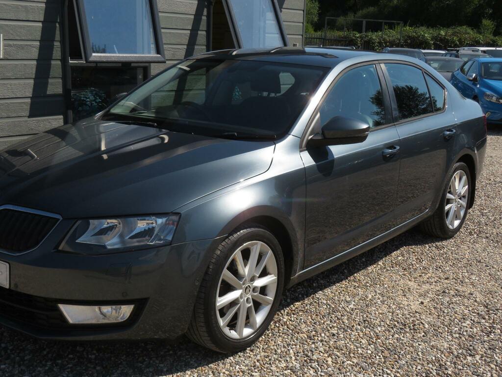 Skoda Octavia 1.6 Tdi Se Business Dsg Euro 5 Ss White #27