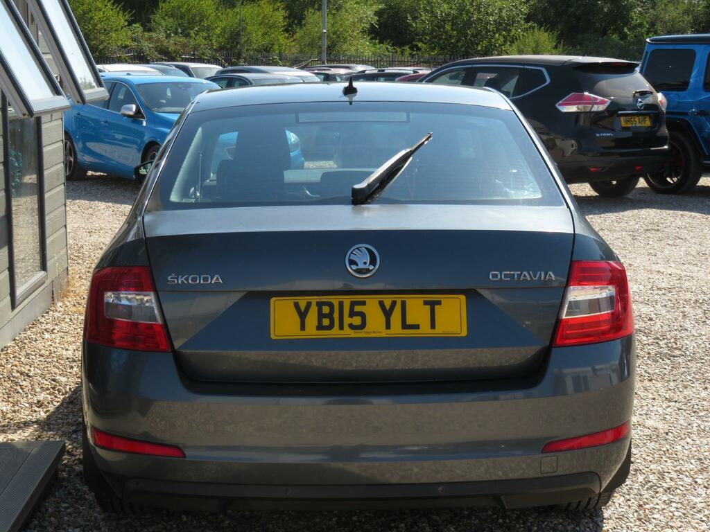 Skoda Octavia 1.6 Tdi Se Business Dsg Euro 5 Ss White #5