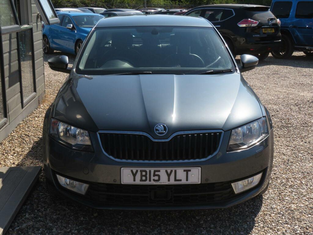 Skoda Octavia 1.6 Tdi Se Business Dsg Euro 5 Ss White #6