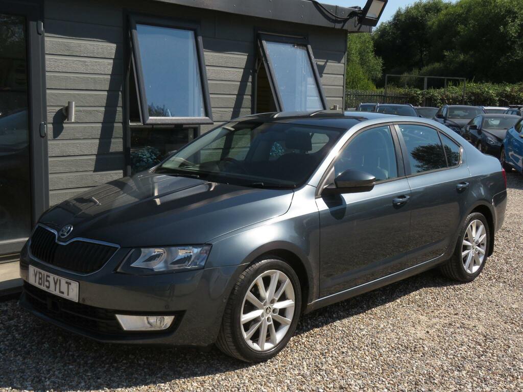 Skoda Octavia 1.6 Tdi Se Business Dsg Euro 5 Ss White #1