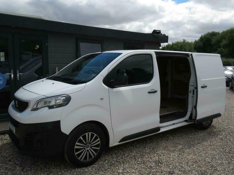 Peugeot Expert S 1000 Bluehdi 95 L2h1 Standard Mwb Low Roof 1749 White #7