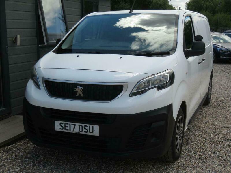 Peugeot Expert S 1000 Bluehdi 95 L2h1 Standard Mwb Low Roof 1749 White #34