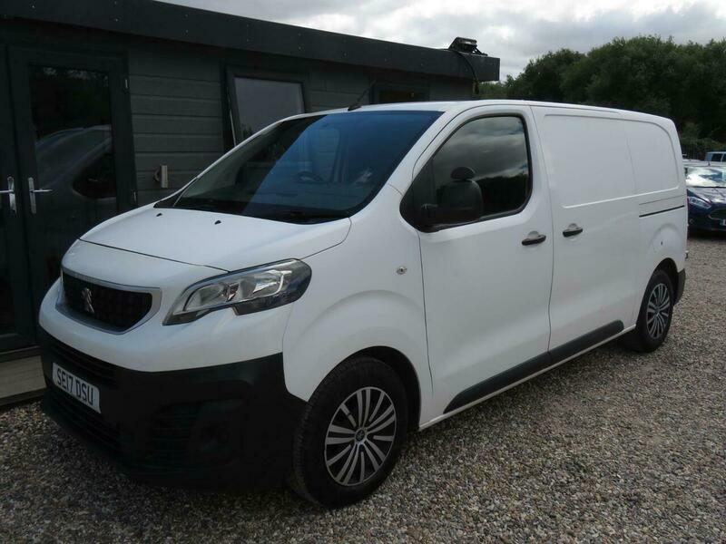 Peugeot Expert S 1000 Bluehdi 95 L2h1 Standard Mwb Low Roof 1749 White #36