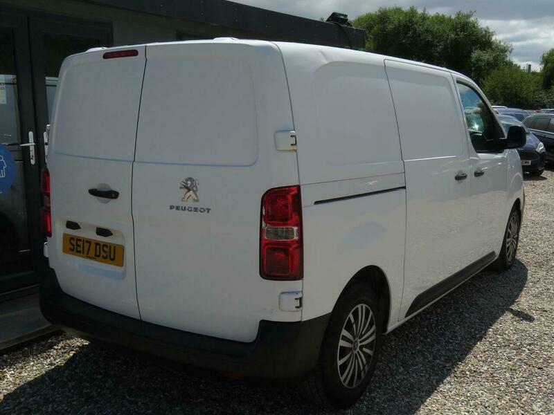 Peugeot Expert S 1000 Bluehdi 95 L2h1 Standard Mwb Low Roof 1749 White #30
