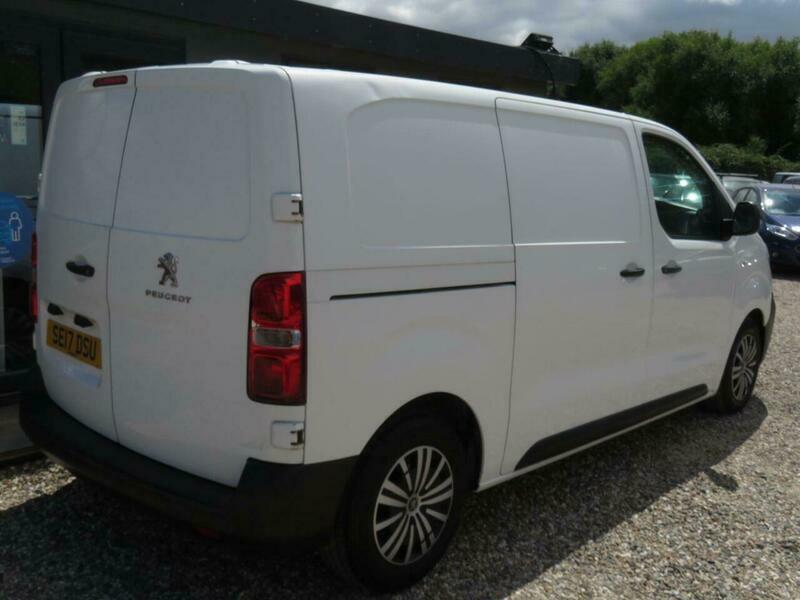 Peugeot Expert S 1000 Bluehdi 95 L2h1 Standard Mwb Low Roof 1749 White #32