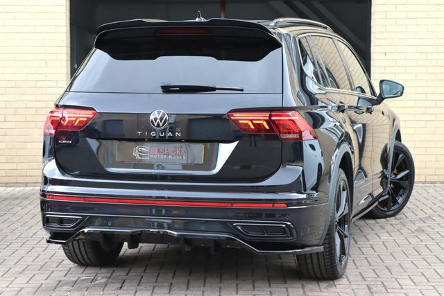 Volkswagen Tiguan Allspace 1.5 Tsi R-line Dsg Black #3