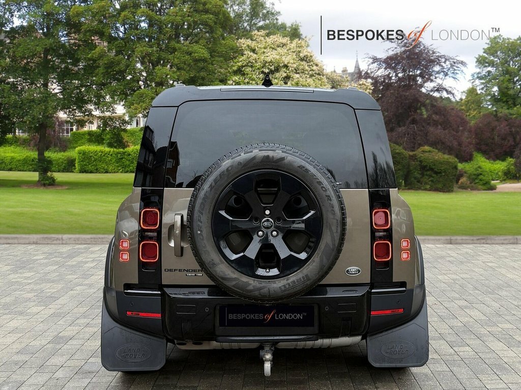 Land Rover Defender 110 2.0D 240Se Green #12