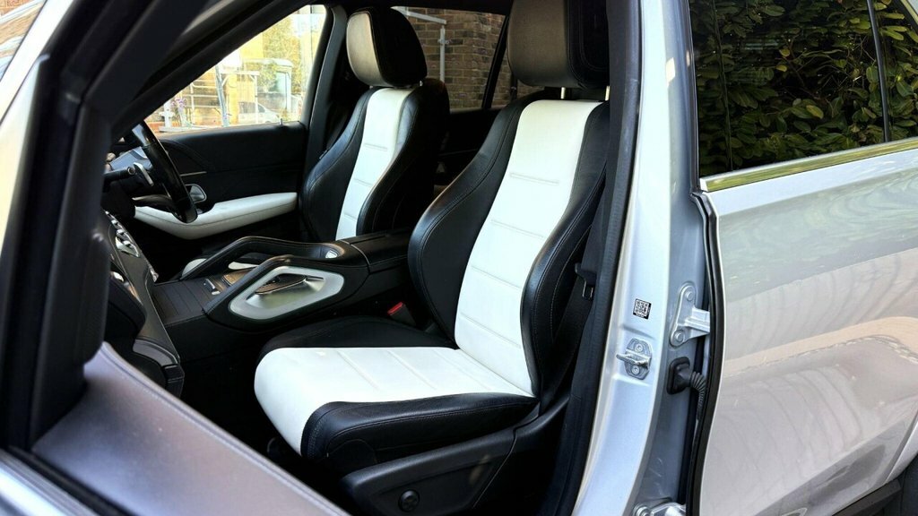 Mercedes-Benz GLE Class 2019 2.9 Gle350d Amg Line Premium G-tronic 4Mati Silver #4