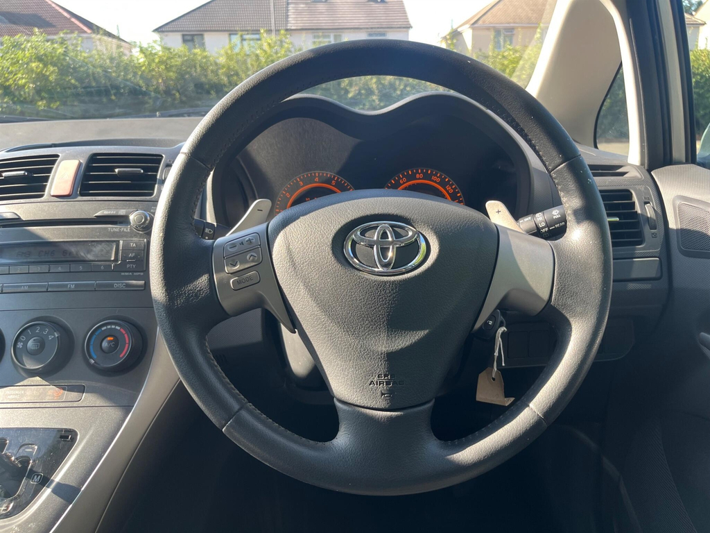 Toyota Auris 1.6 Tr Vvt-i Mm 122 Bhp Silver #13