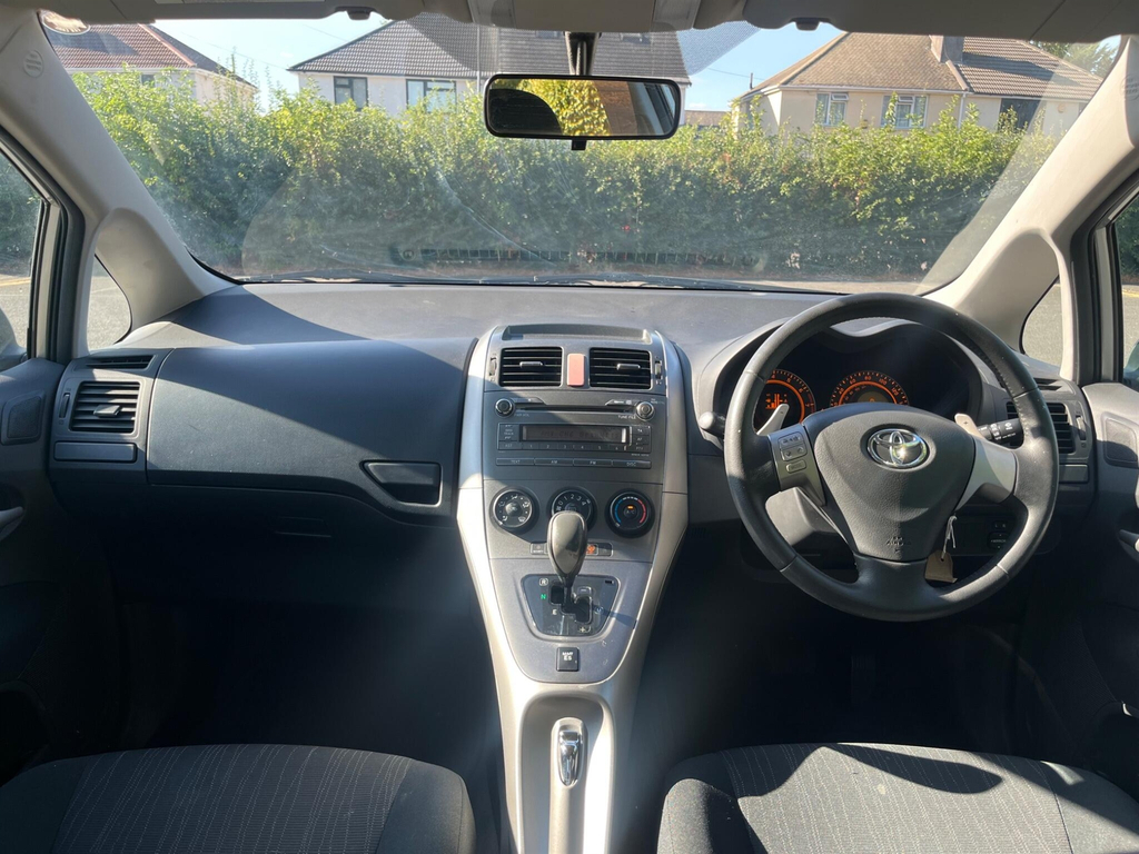 Toyota Auris 1.6 Tr Vvt-i Mm 122 Bhp Silver #18