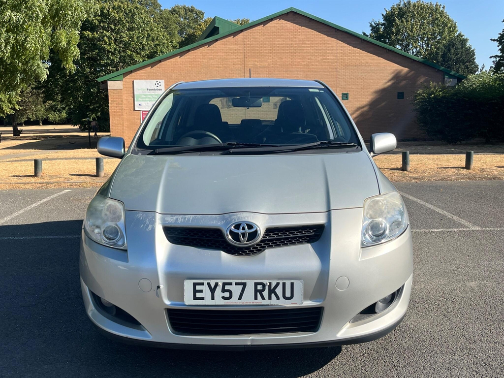 Toyota Auris 1.6 Tr Multimode  #2
