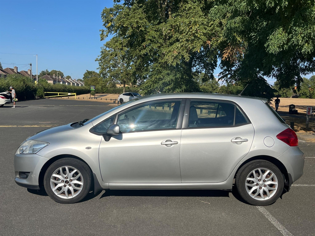 Toyota Auris 1.6 Tr Vvt-i Mm 122 Bhp Silver #7