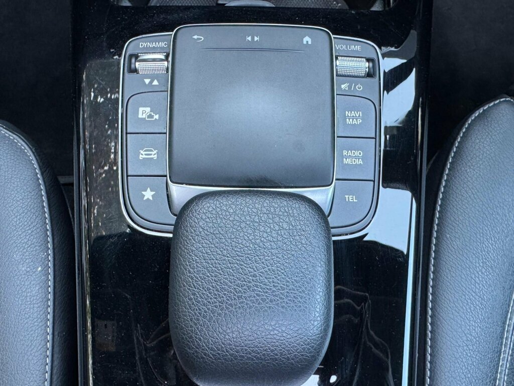 Mercedes-Benz CLA Class Saloon 1.3 Cla200 Amg Line Coupe 7G-dct Euro 6 S Grey #24