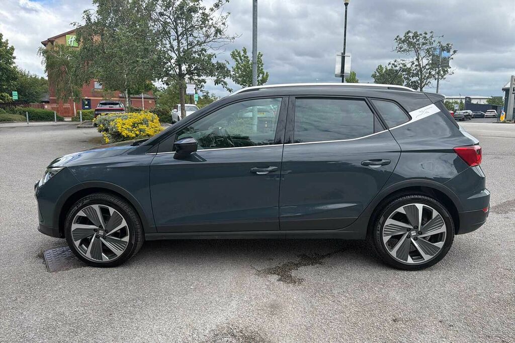 Seat Arona 1.5 Tsi 150 Fr Sport Dsg Blue #4
