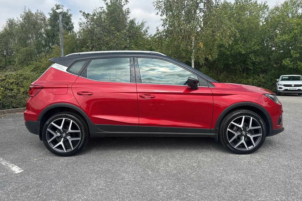 Seat Arona 1.0 Tsi 115 Xcellence Lux Ez Dsg BL68LPO Red #4