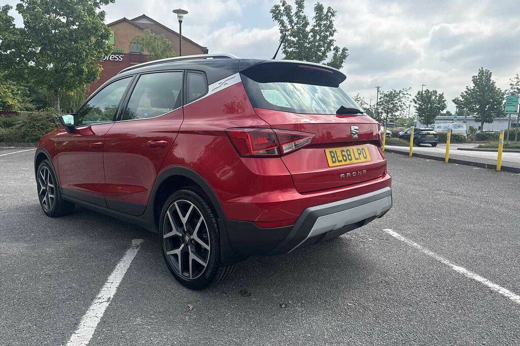 Seat Arona 1.0 Tsi 115 Xcellence Lux Ez Dsg BL68LPO Red #3