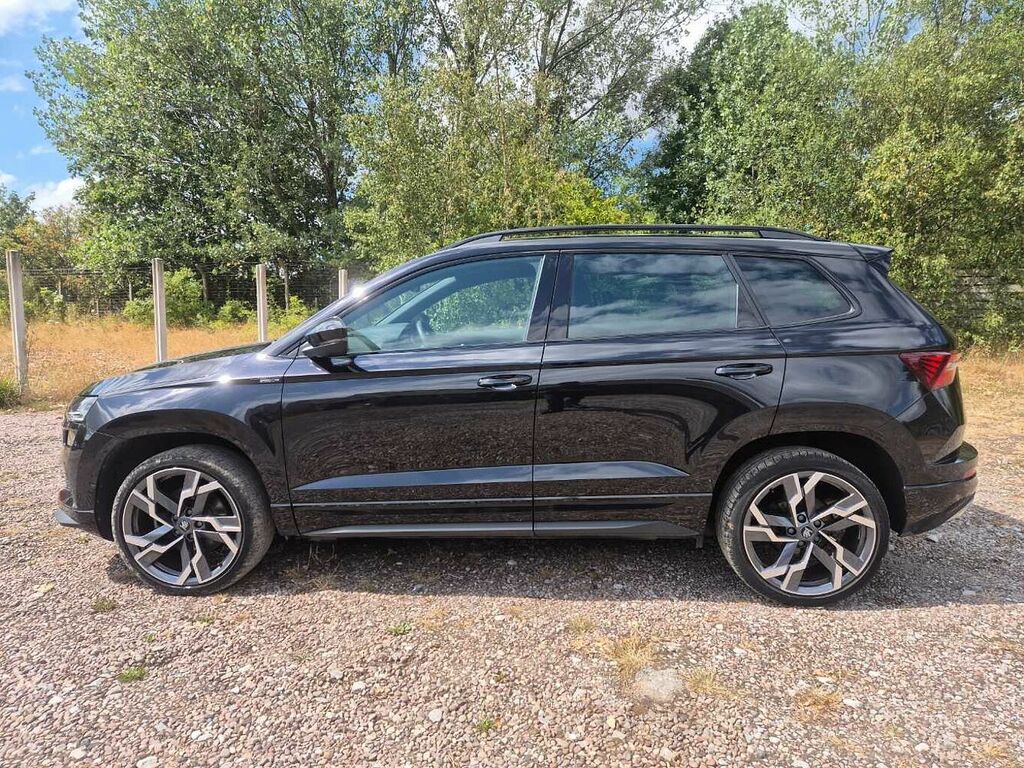 Skoda Karoq 1.5 Tsi Sportline Edition OE25DLF Black #4