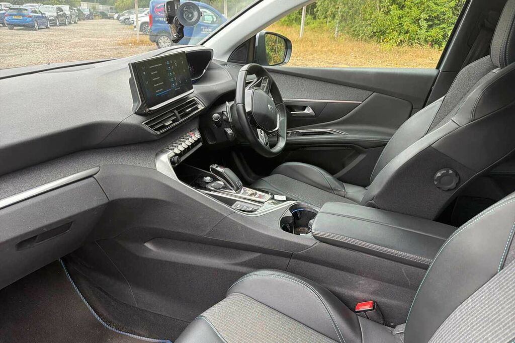Peugeot 3008 1.5 Bluehdi Allure Premium Eat8 GD21XGP Grey #2