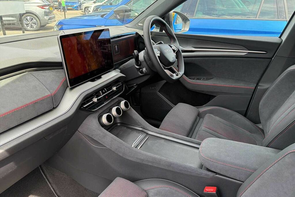 Skoda Kodiaq 2.0 Tsi Vrs 4X4 Dsg 7 Seat DC26RBF White #2