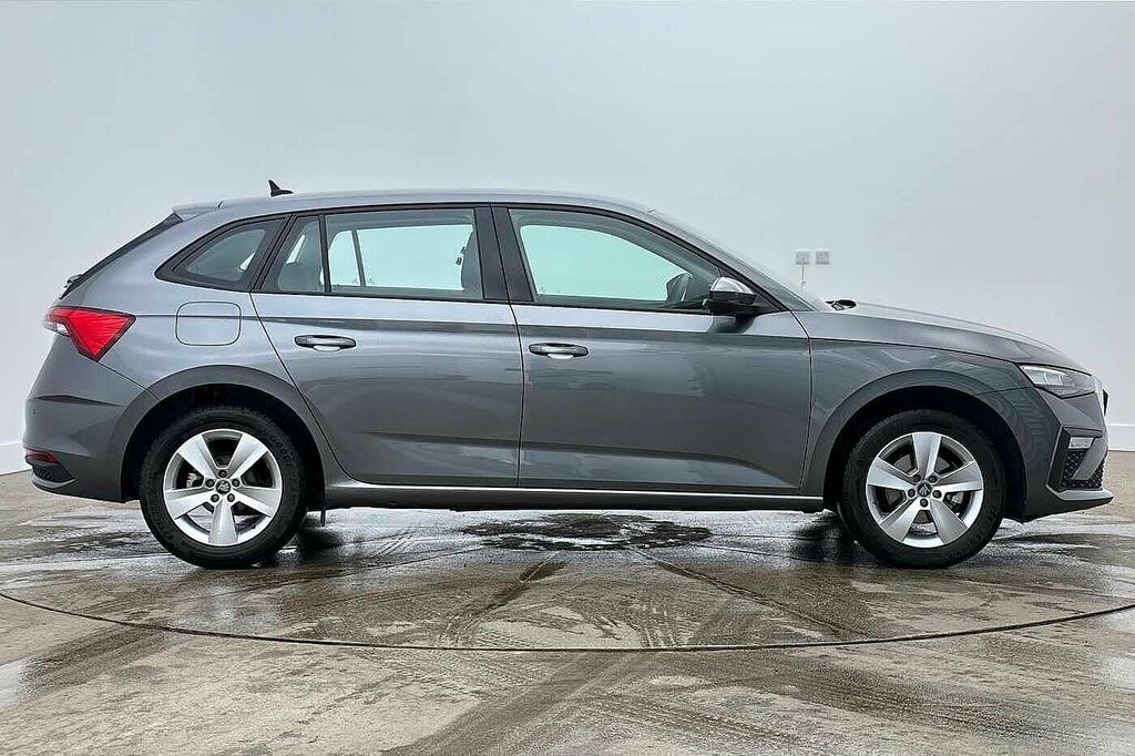 Skoda Scala 1.0 Tsi 116 Se Edition Dsg Grey #4
