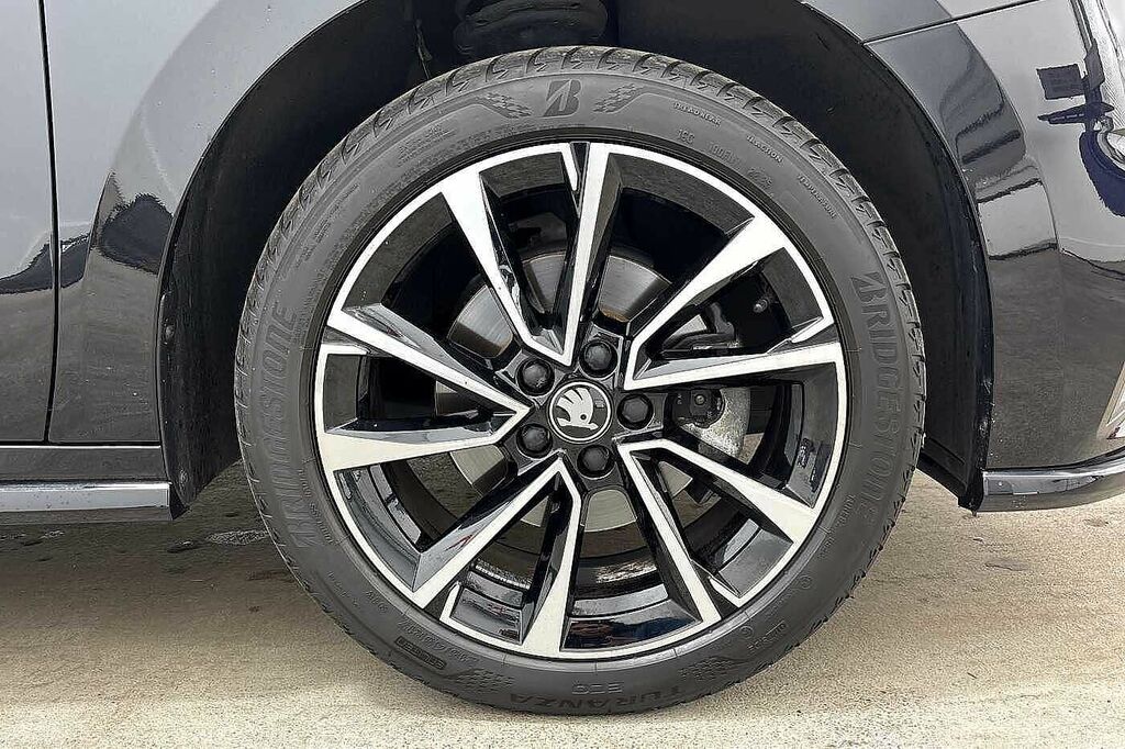 Skoda Fabia 1.0 Tsi 116 Monte Carlo Edition Dsg KM75GKL Black #5