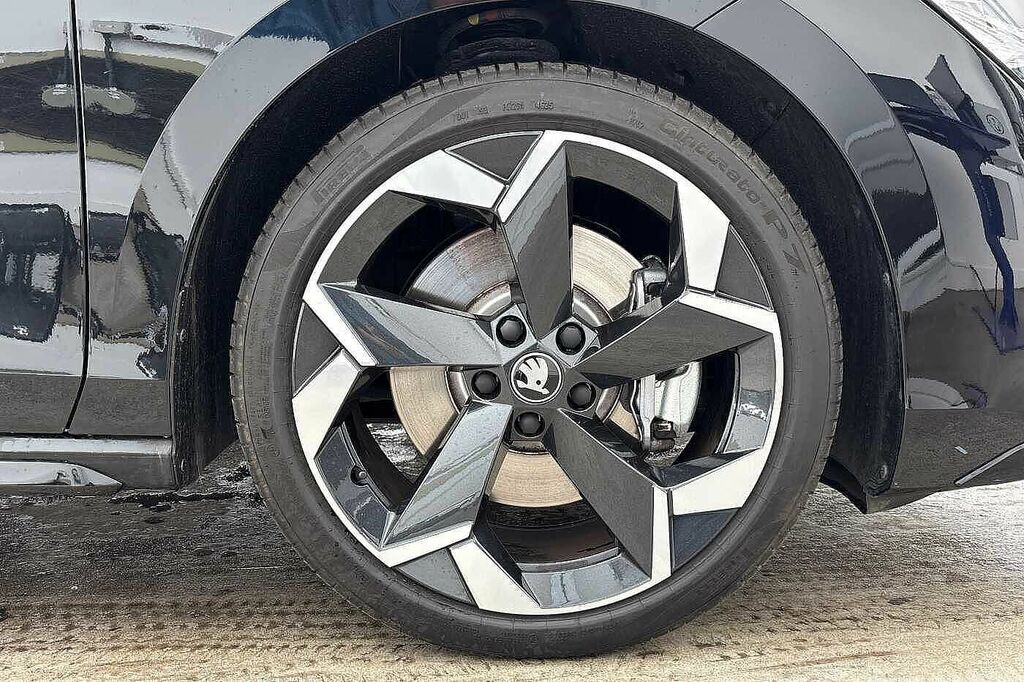 Skoda Superb 2.0 Tsi 204 Sportline Dsg Black #5