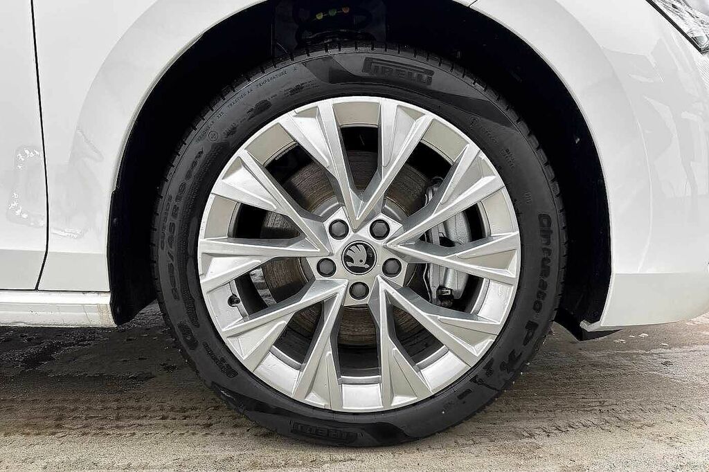 Skoda Superb 1.5 Tsi Iv Se L Dsg White #5