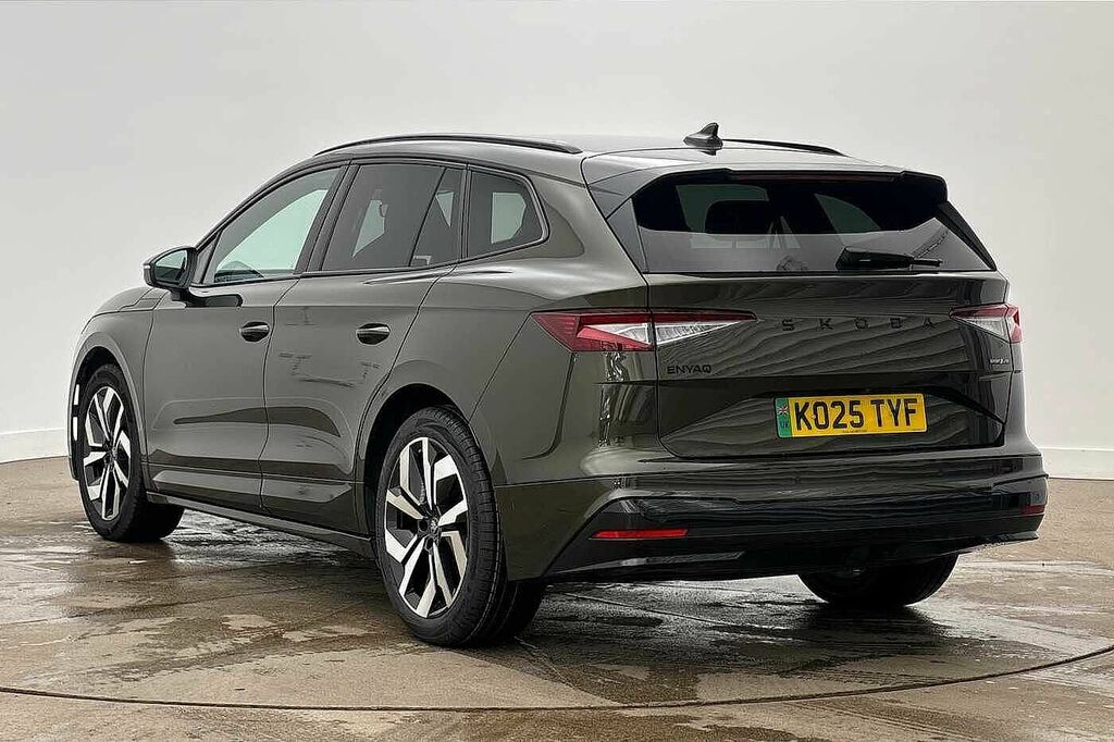 Skoda ENYAQ 210Kw 85X Sportline 82Kwh 4X4 Green #3