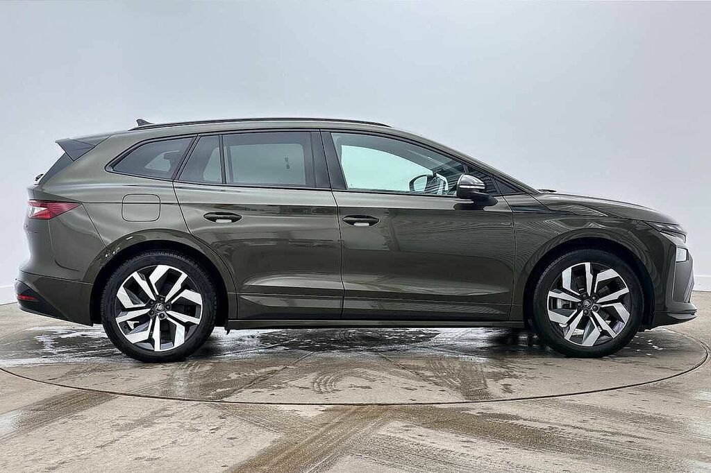 Skoda ENYAQ 210Kw 85X Sportline 82Kwh 4X4 Green #4