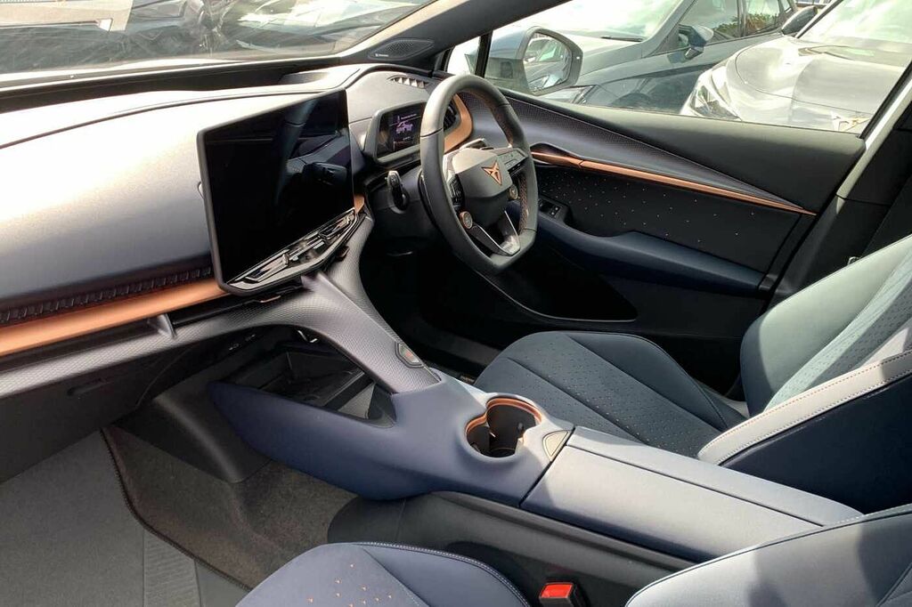 Cupra Tavascan 250Kw Vz1 77Kwh Awd White #2