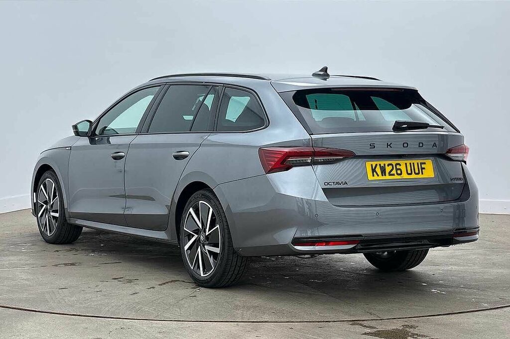 Skoda Octavia 1.5 Tsi 150 E-tec Sportline Dsg Grey #3