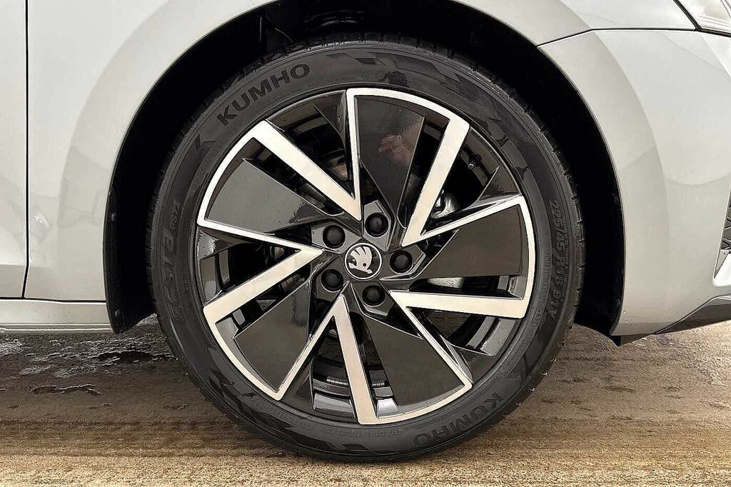 Skoda Octavia 1.5 Tsi 150 E-tec Sportline Dsg Silver #5