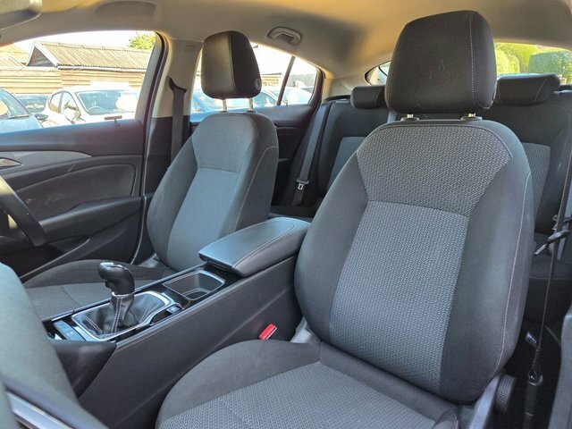 Vauxhall Insignia 1.6 Cdti Ecoflex Tech Line Sports Tourer Diese Blue #17