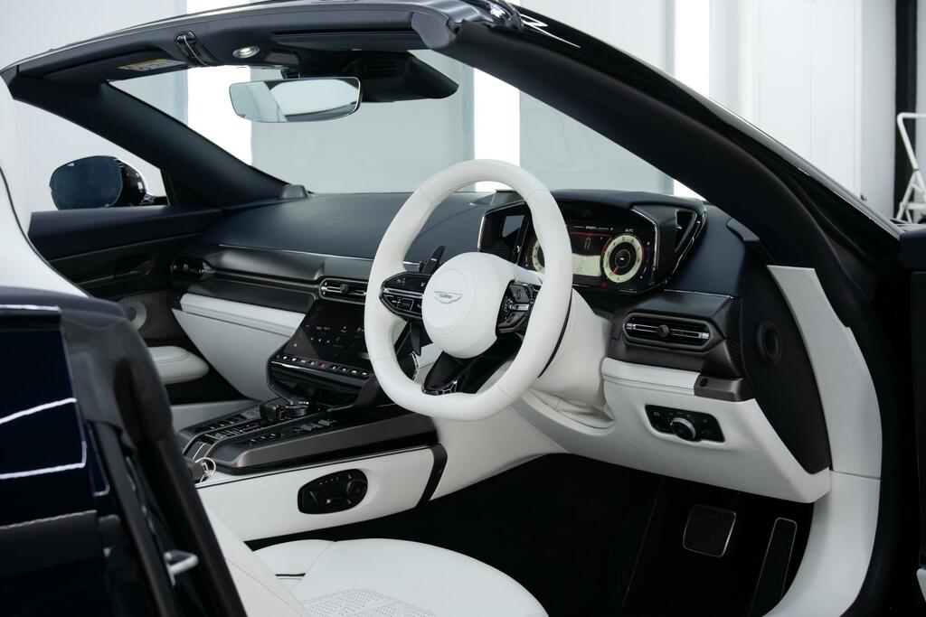 Aston Martin Vanquish Automatic Black #2