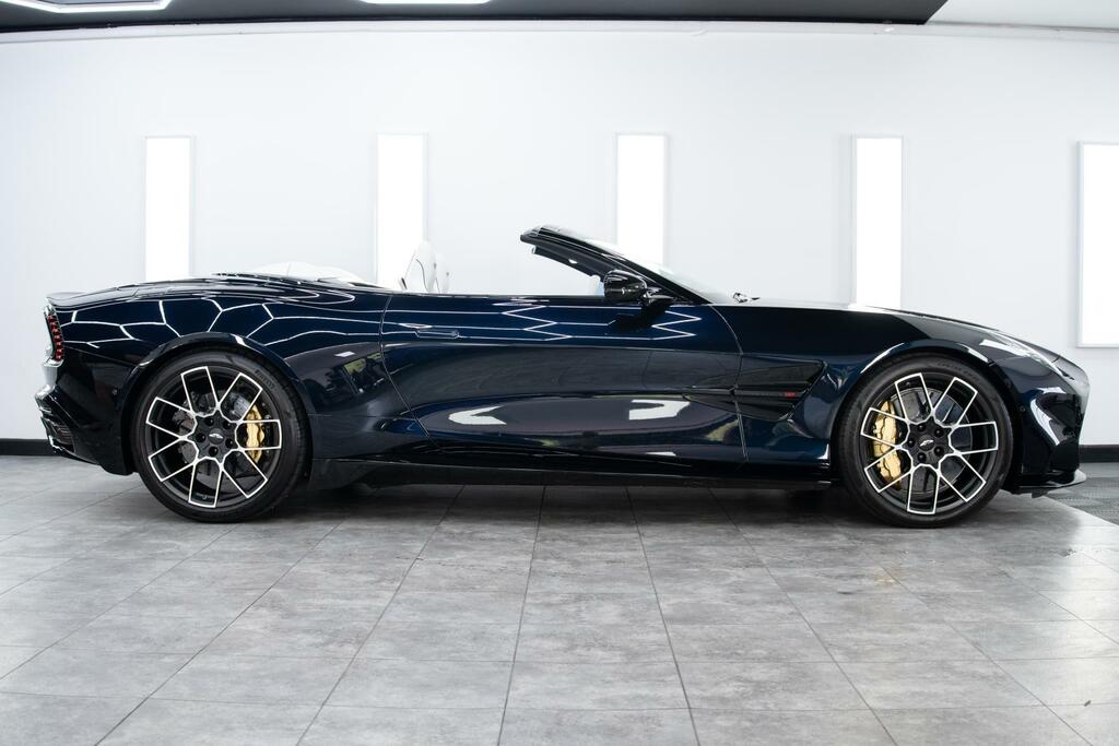 Aston Martin Vanquish Automatic Black