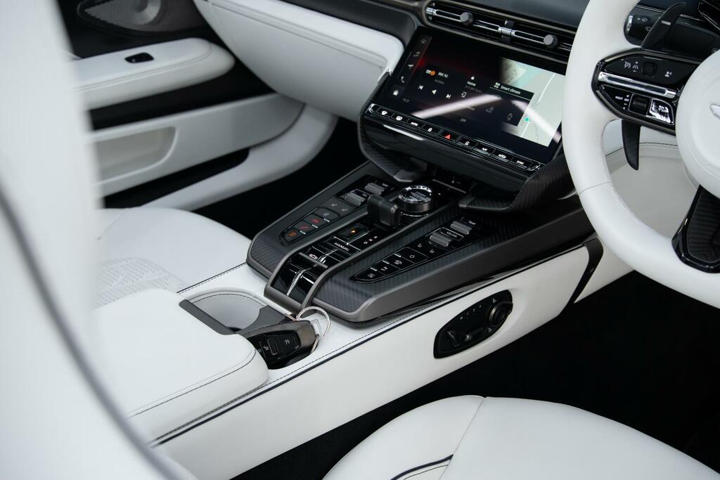 Aston Martin Vanquish Automatic Black #3