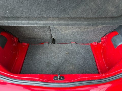 Volkswagen Up 1.0 Take Up Red #6