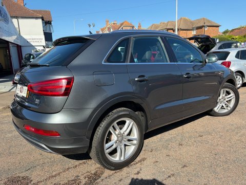 Audi Q3 2.0 Tdi Quattro Grey #2