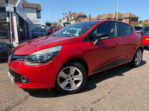 Renault Clio 1.2 16V Expression Red
