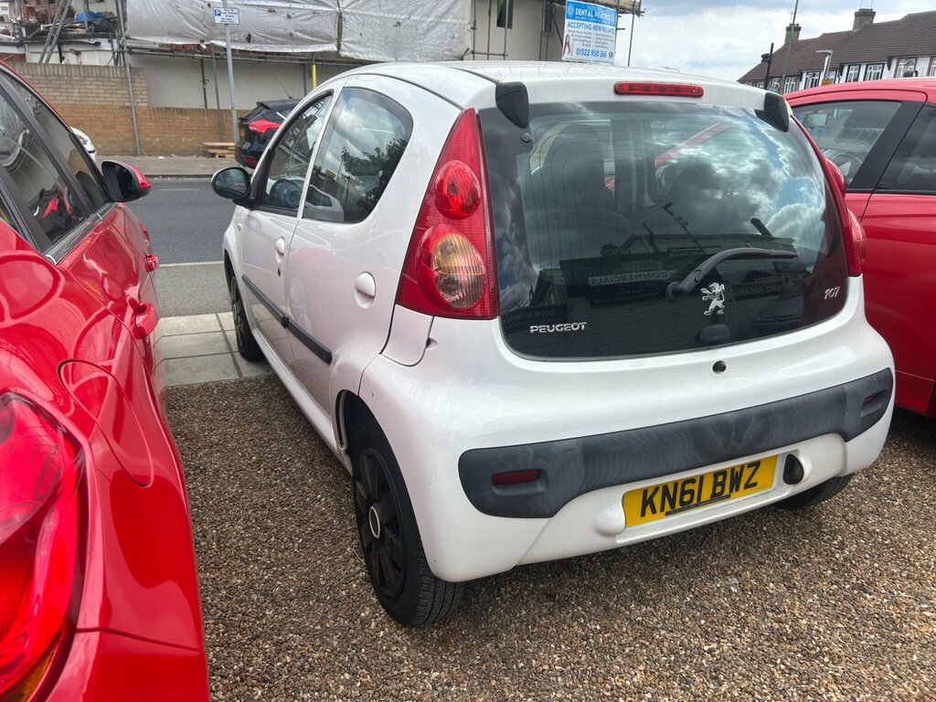 Peugeot 107 1.0 12V Urban Euro 5 White #6