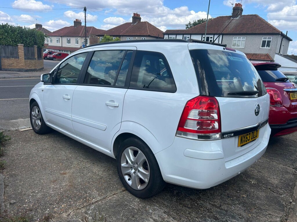 Vauxhall Zafira 1.6 16V Exclusiv Euro 5 NX63DLD White #5